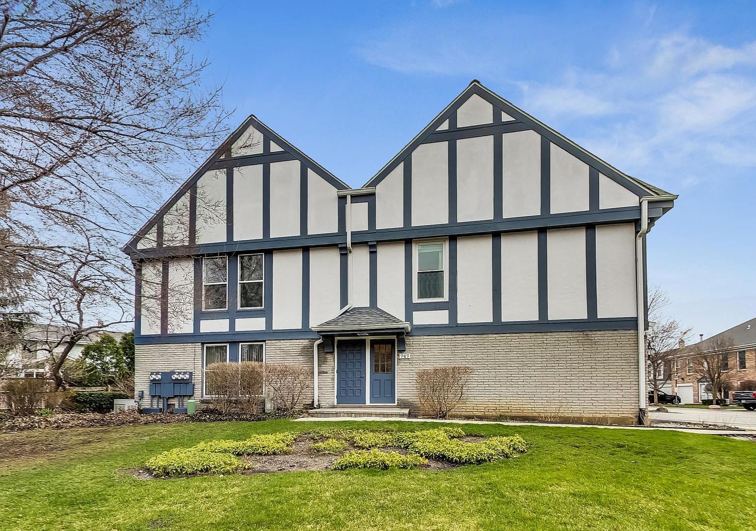 747 Garfield Ave APT C Libertyville, IL 60048 - Thumbnail 4