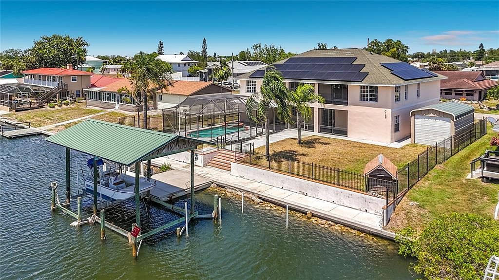 624 Kingston Ct Apollo Beach, FL 33572 - Thumbnail 4