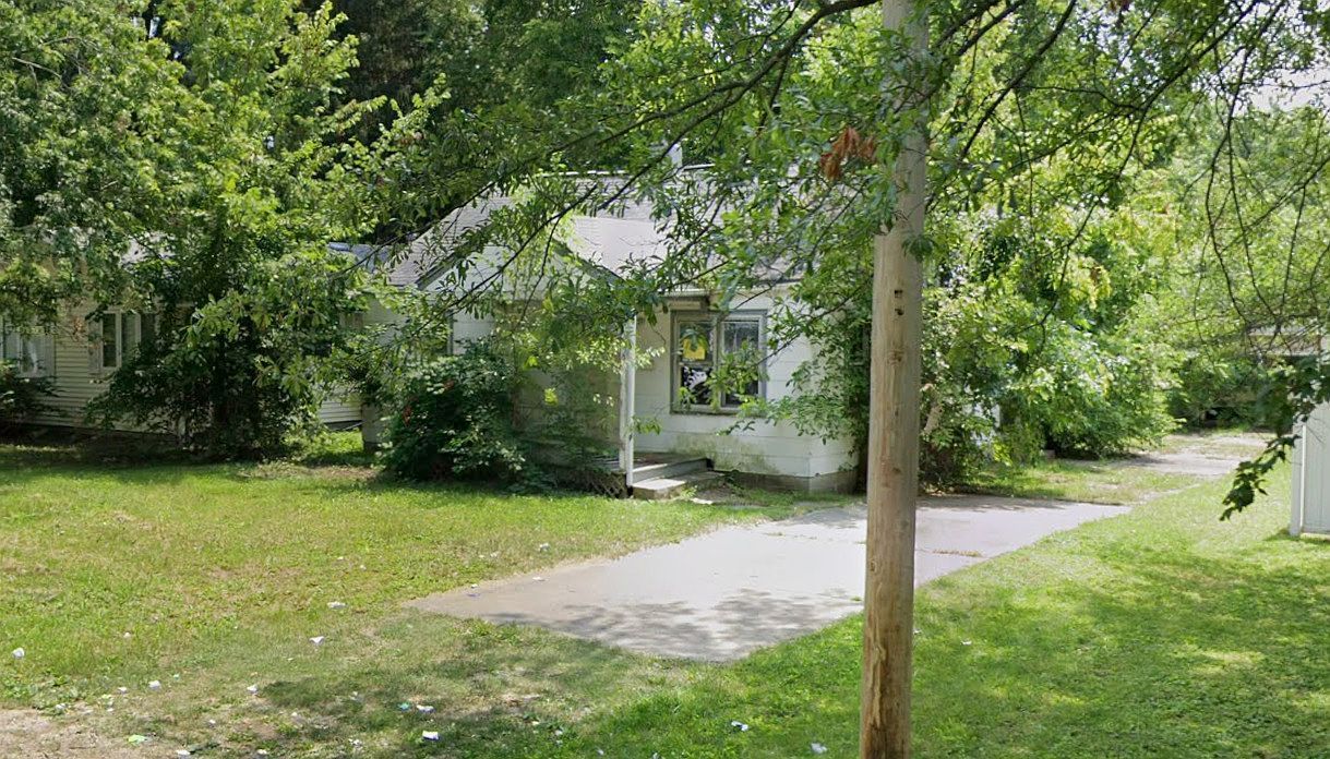 1557 W Center St Decatur, IL 62526 - Thumbnail 4