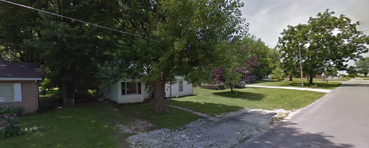 927 W Perry St Pittsfield, IL 62363 - Thumbnail 4