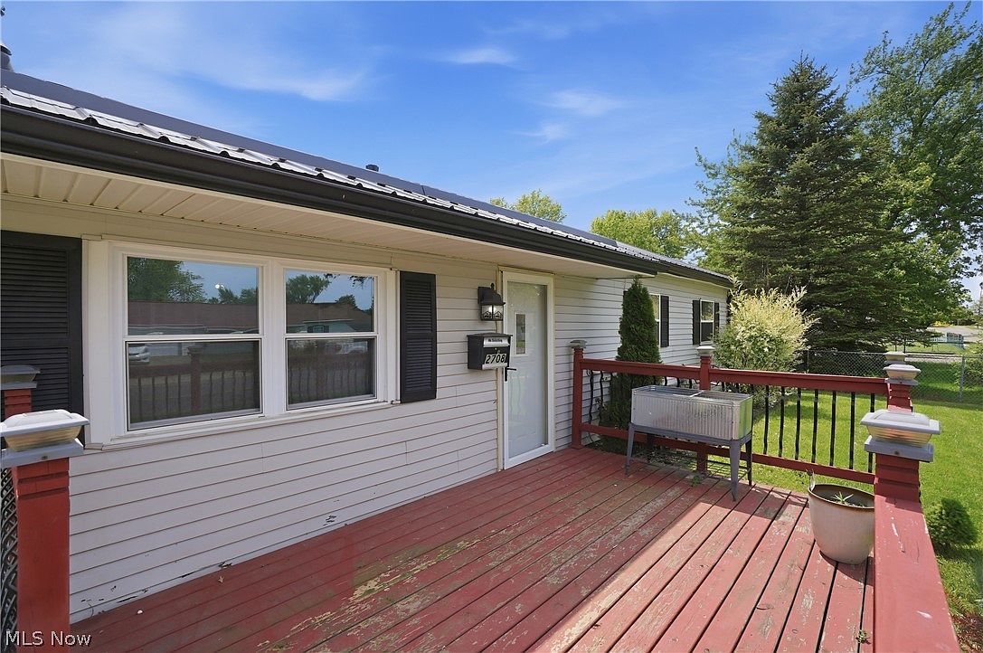 2708 19th St NE Canton, OH 44705 - Thumbnail 4