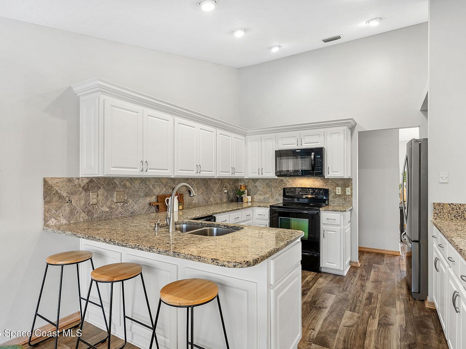 3015 Gentle Breezes Ct Melbourne, FL 32934 - Thumbnail 4