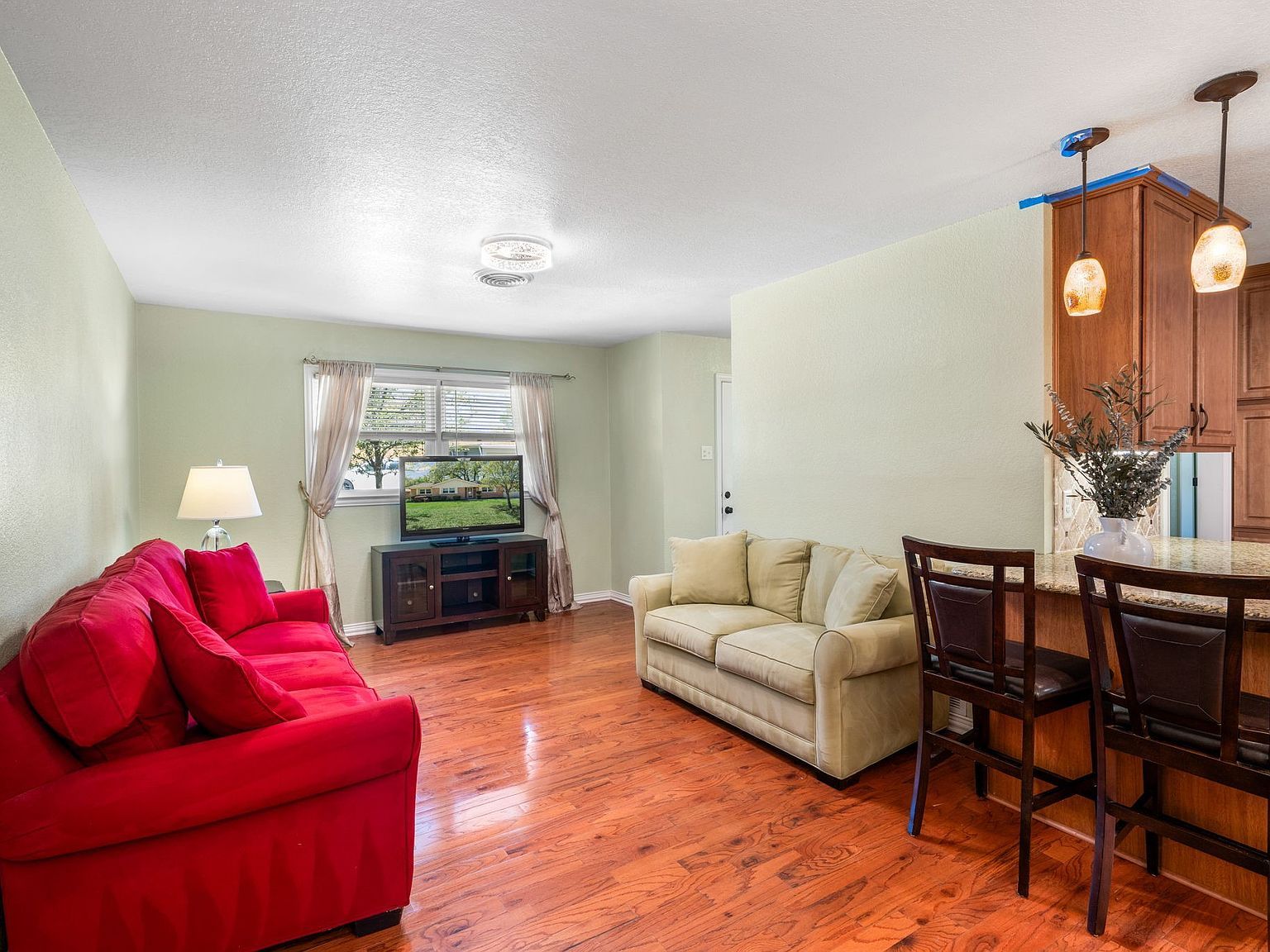 1702 Hendrix Dr Irving, TX 75061 - Thumbnail 4