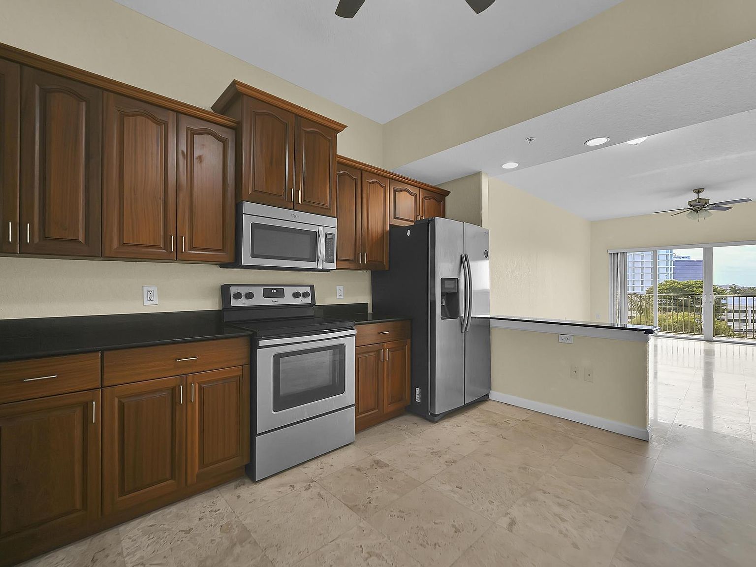 1650 Presidential Way APT 504 West Palm Beach, FL 33401 - Thumbnail 4