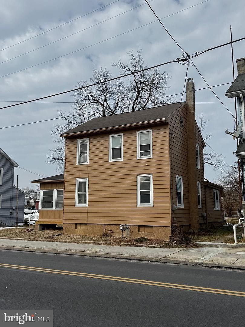 527 Main St Mc Sherrystown, PA 17344 - Thumbnail 4