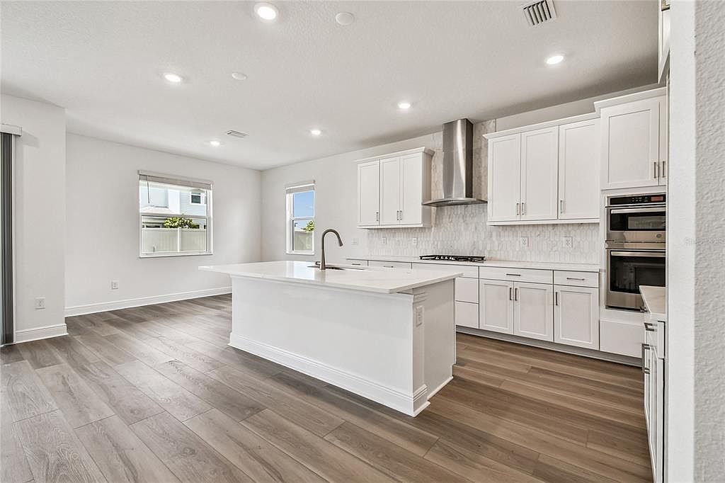 7579 Seahawk Ave Sarasota, FL 34241 - Thumbnail 4