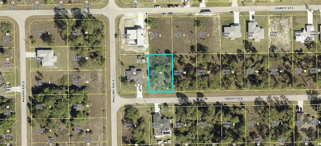 1237 Creary St E Lehigh Acres, FL 33974 - Thumbnail 4