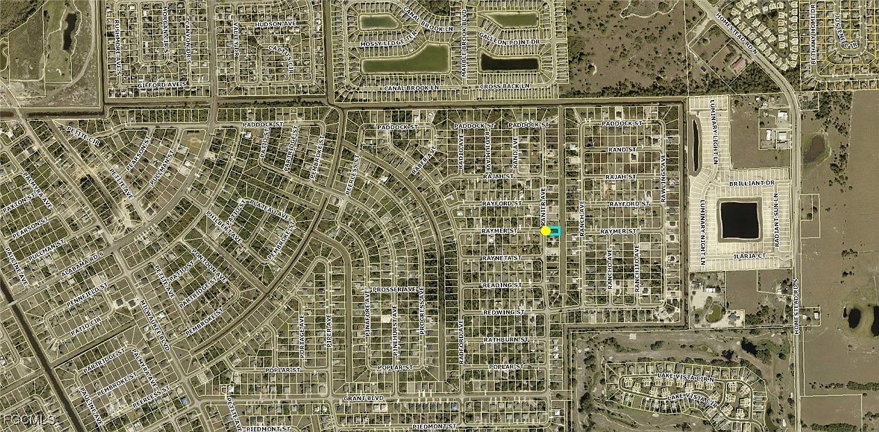 333 Ranier Ave Lehigh Acres, FL 33974 - Thumbnail 4