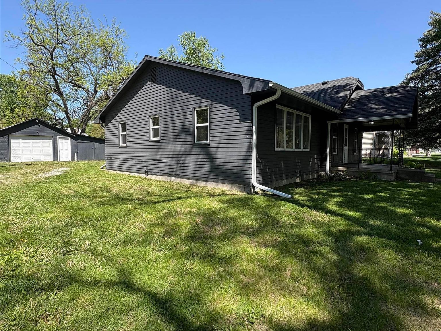 416 N 11th St Tekamah, NE 68061 - Thumbnail 4