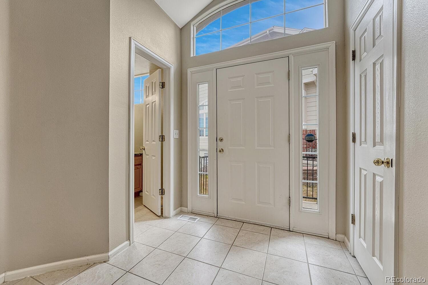 2809 Newport Cir Castle Rock, CO 80104 - Thumbnail 4