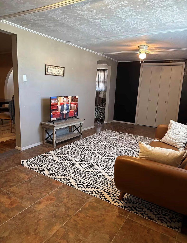 708 N Rio St Fort Stockton, TX 79735 - Thumbnail 4