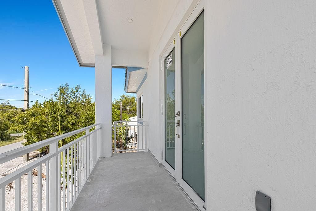 31441 Avenue F Big Pine Key, FL 33043 - Thumbnail 4