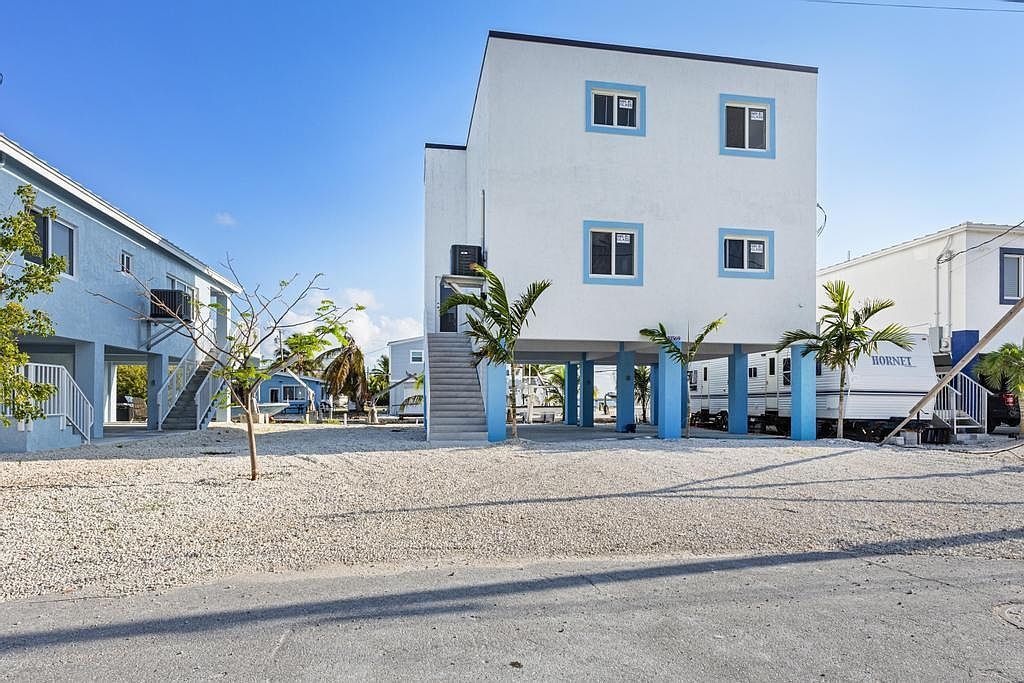 31569 Avenue D Big Pine Key, FL 33043 - Thumbnail 4