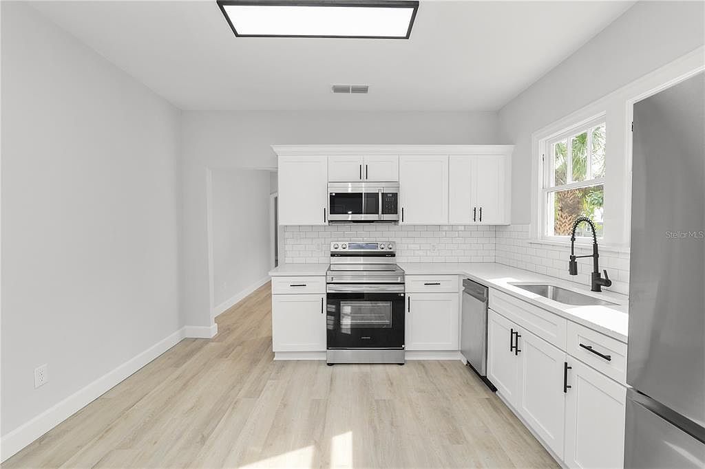 26 S Lanier Ave Fort Meade, FL 33841 - Thumbnail 4