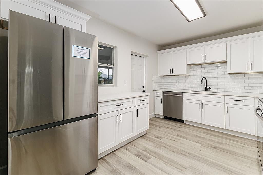 1712 Huntington St Lakeland, FL 33801 - Thumbnail 4