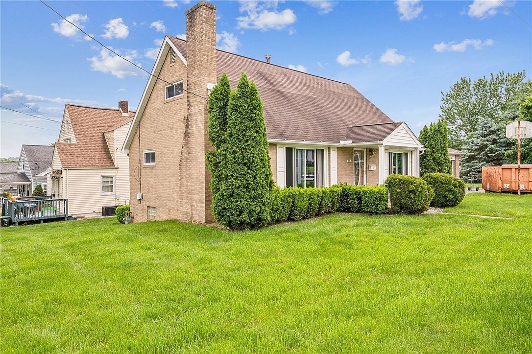 805 Willow St Irwin, PA 15642 - Thumbnail 4