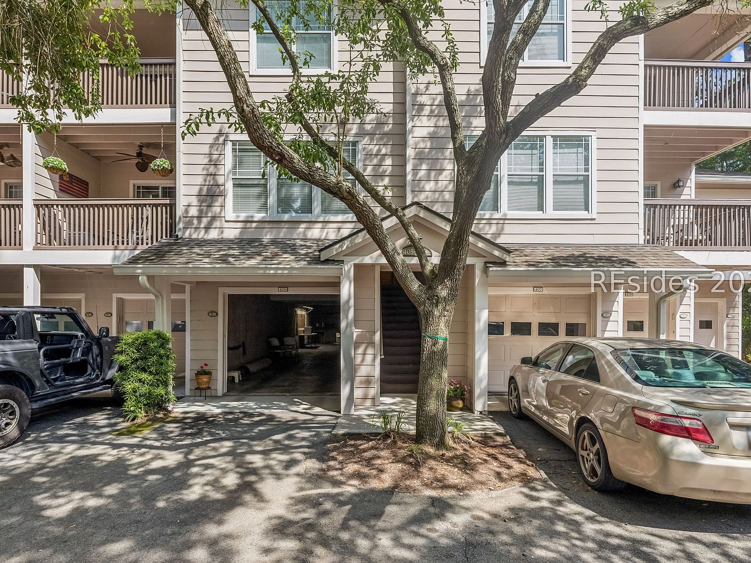 30 Paddle Boat Ln APT 406 Hilton Head Island, SC 29928 - Thumbnail 4