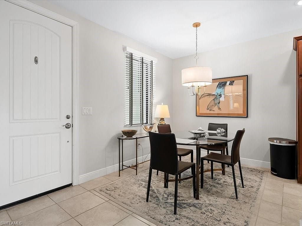 15102 Palmer Lake Cir Unit 105 Naples, FL 34109 - Thumbnail 4