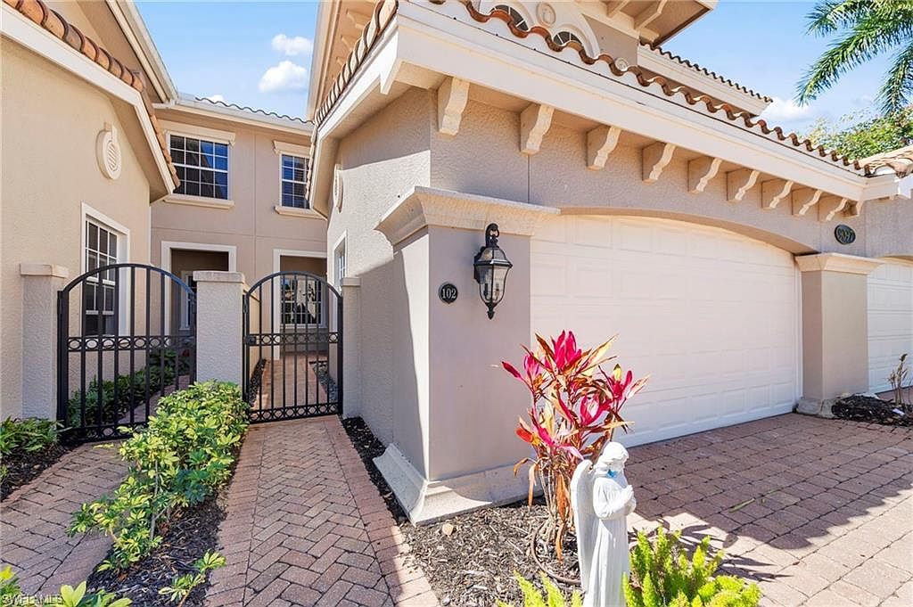 9097 Cherry Oaks Trl APT 102 Naples, FL 34114 - Thumbnail 4