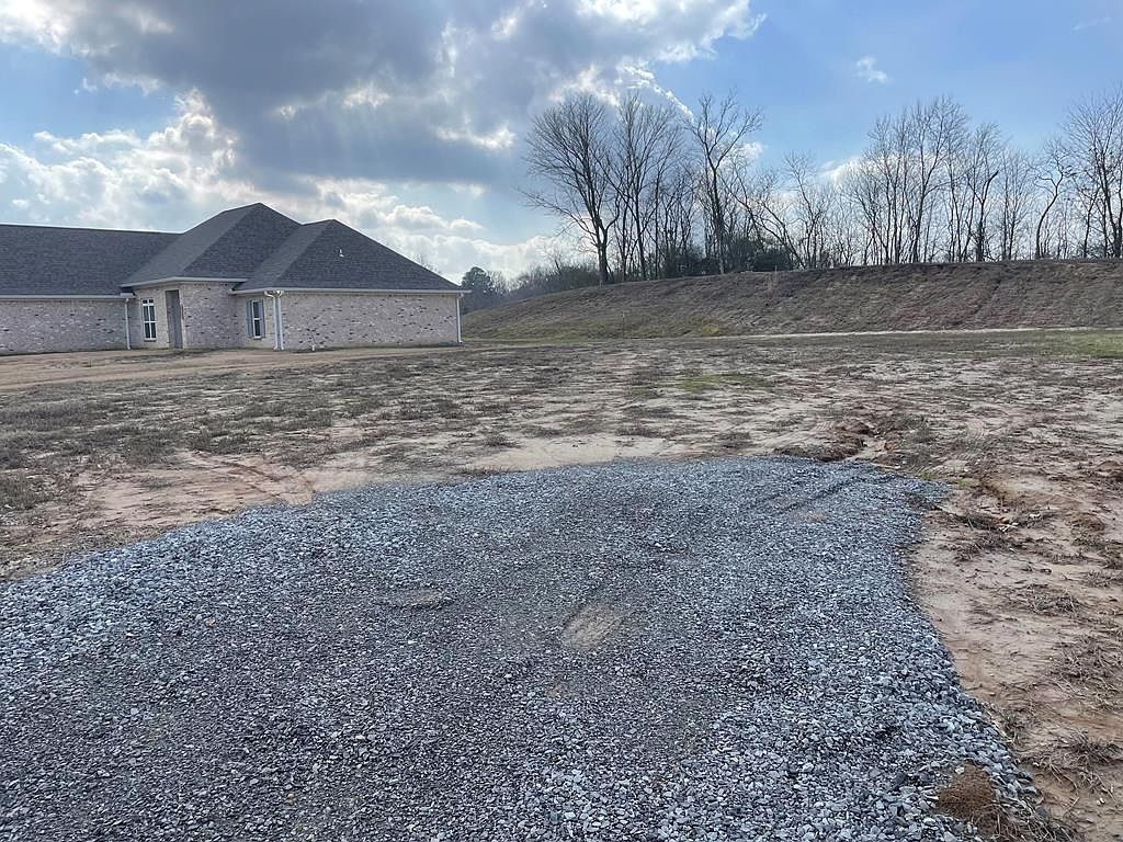 915 Blossom Ln Vicksburg, MS 39180 - Thumbnail 4