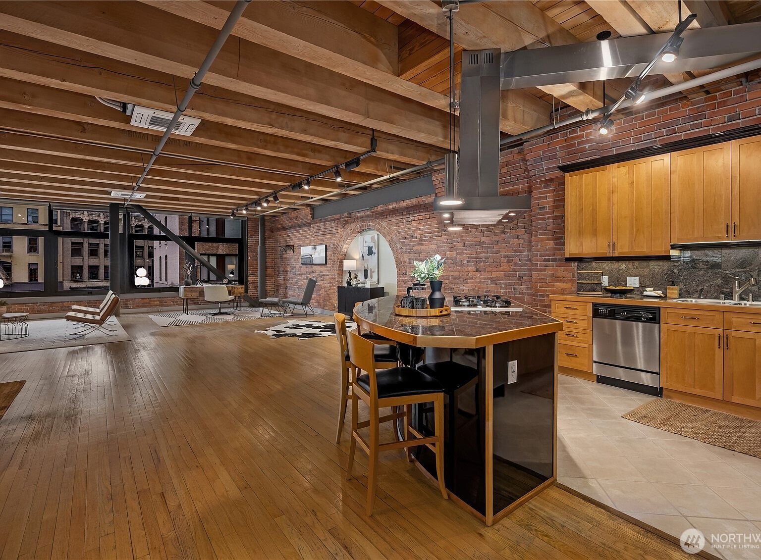 210 3rd Ave S APT 2C Seattle, WA 98104 - Thumbnail 4