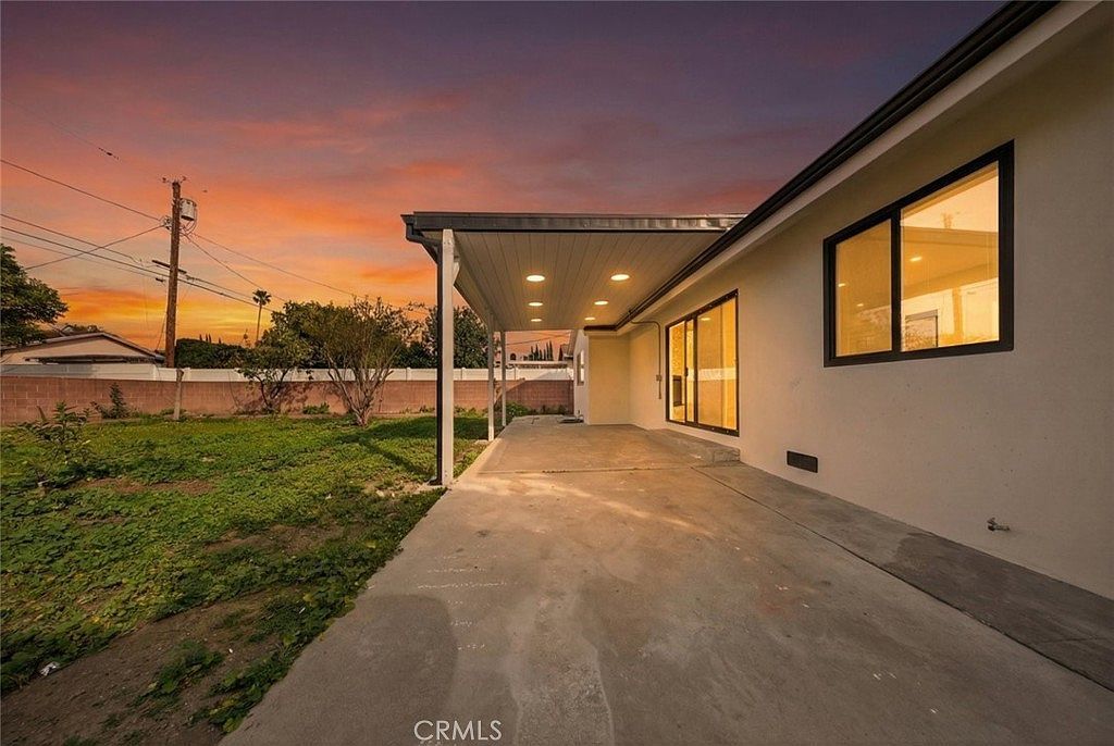 15753 Cohasset St Van Nuys, CA 91406 - Thumbnail 4