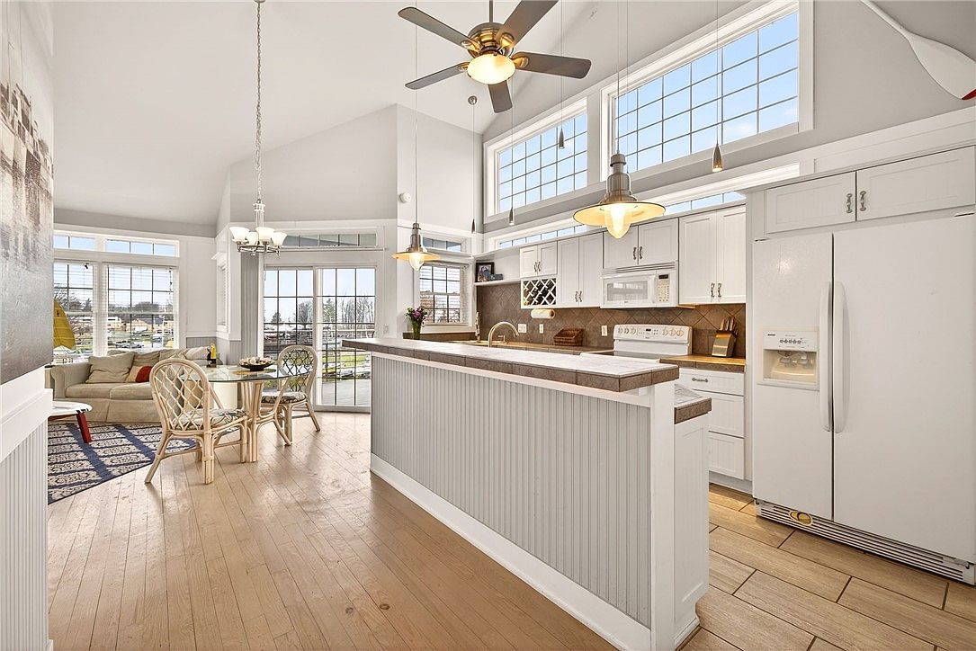 4139 Lake Rd Williamson, NY 14589 - Thumbnail 4