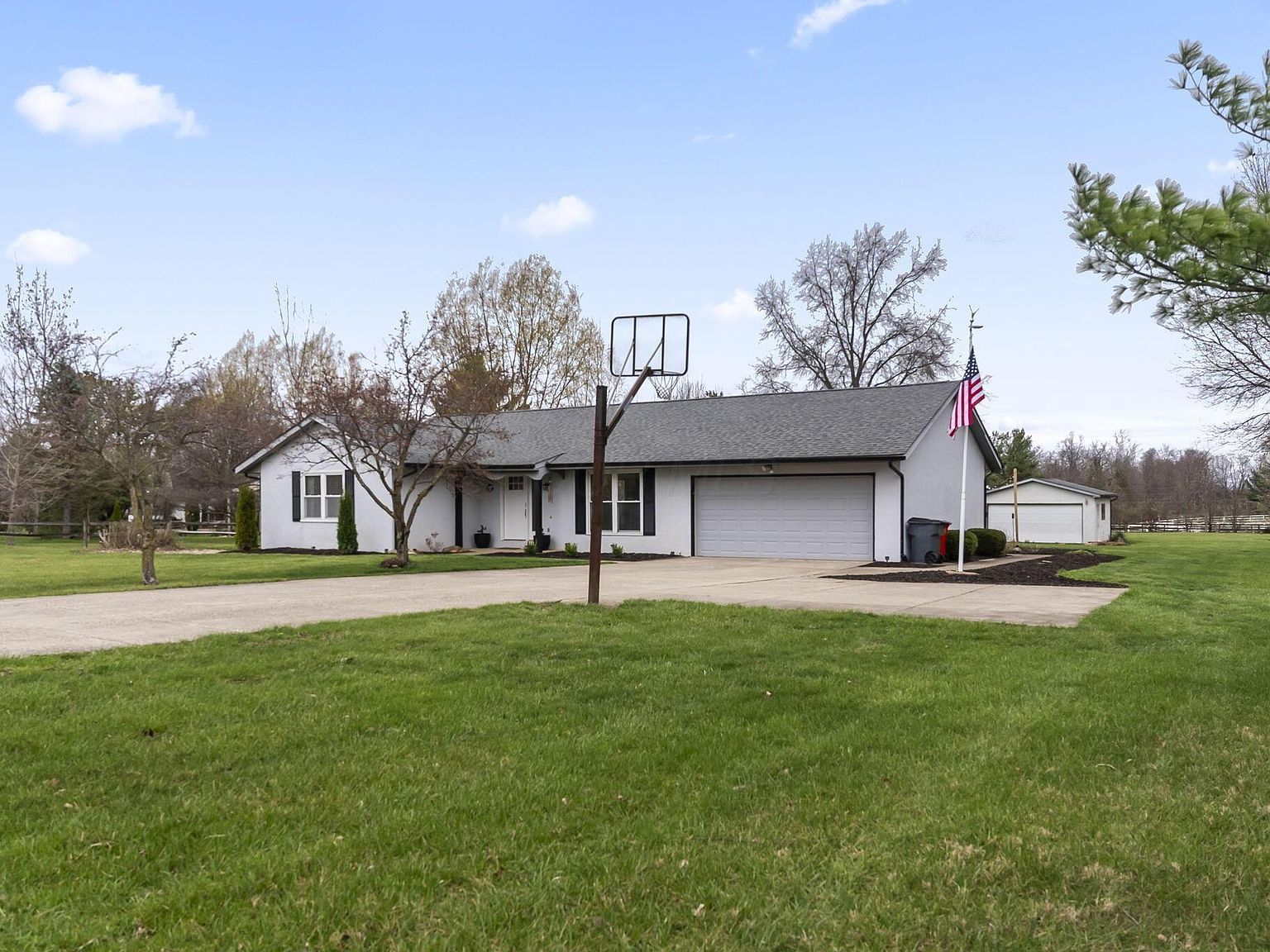 6005 Diley Rd Canal Winchester, OH 43110 - Thumbnail 4