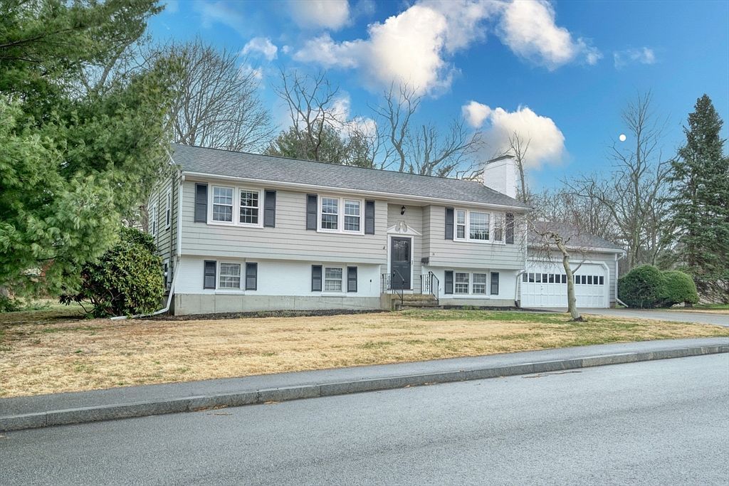 74 Ryder Rd Weymouth, MA 02190 - Thumbnail 4