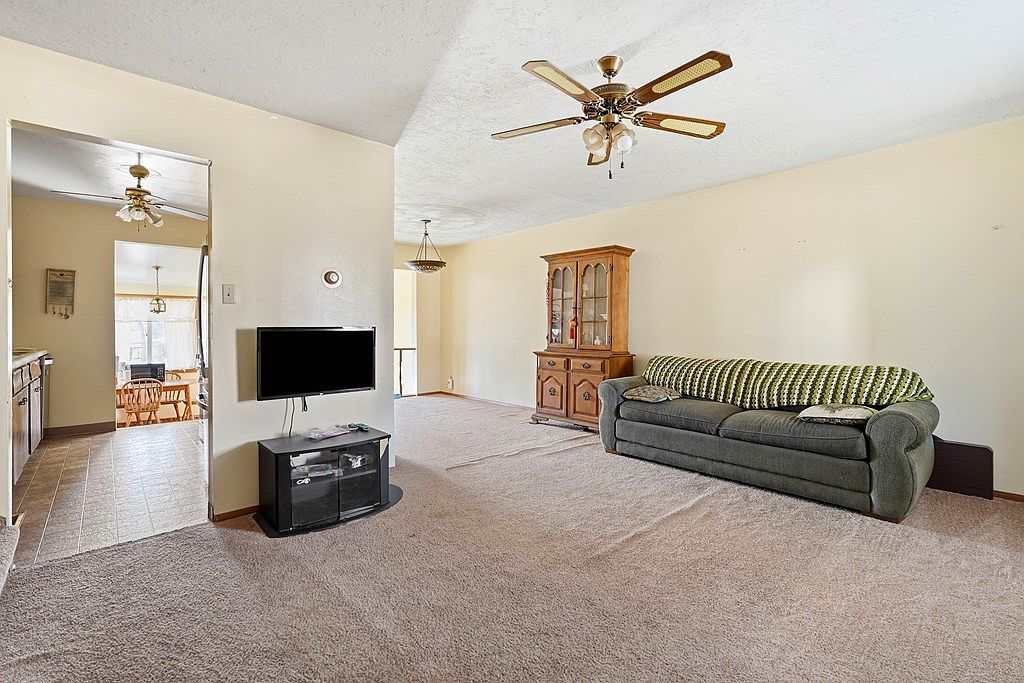 61 Orchard Dr New Martinsville, WV 26155 - Thumbnail 4