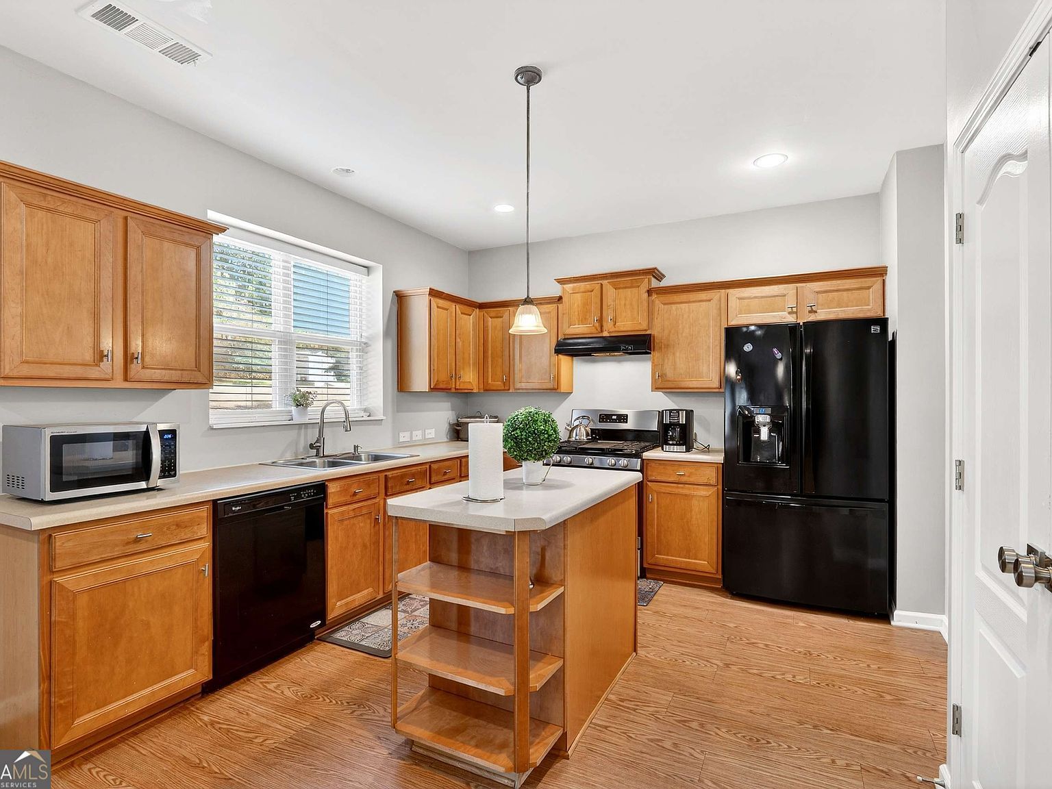 5625 Jamerson Dr Atlanta, GA 30349 - Thumbnail 4