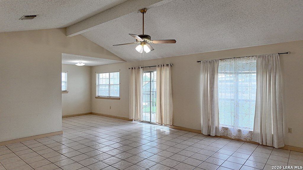 1563 Paseo De Encinal Dr Eagle Pass, TX 78852 - Thumbnail 4