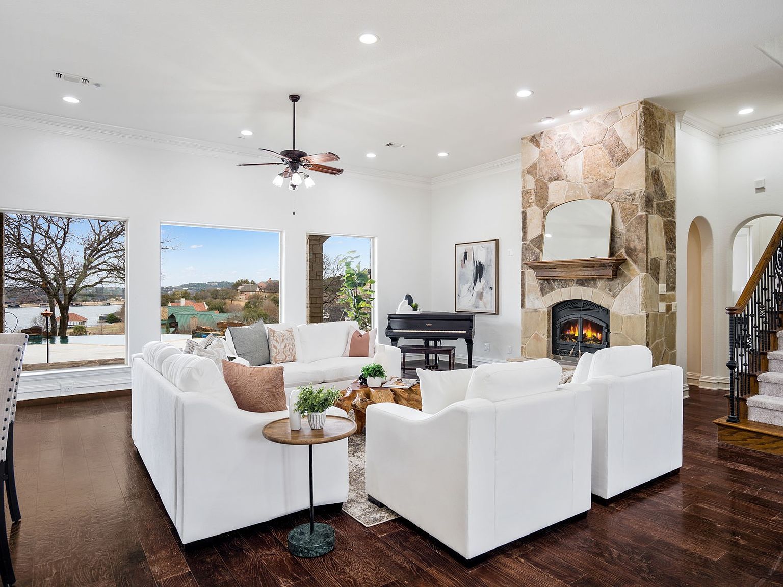 1916 W Emerald Bend Ct Granbury, TX 76049 - Thumbnail 4