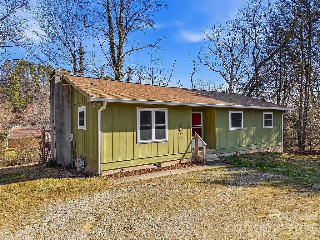 68 Palmer St Brevard, NC 28712 - Thumbnail 4