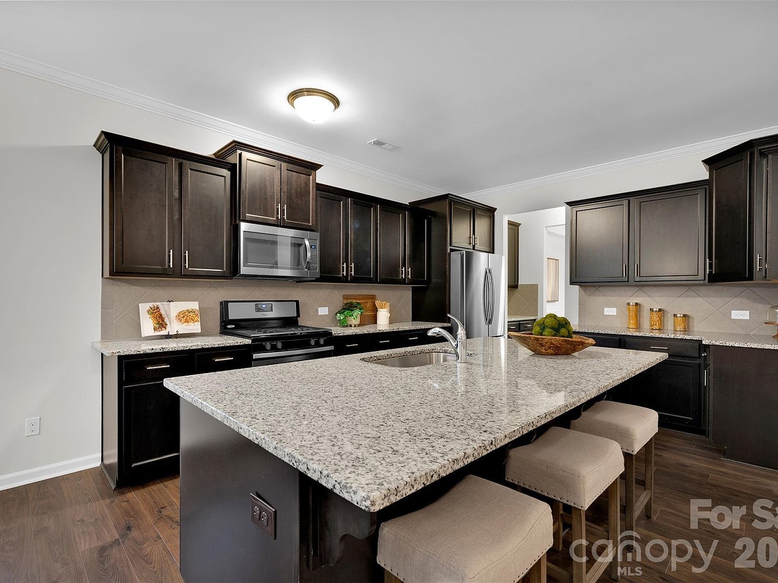 5054 Stonehill Ln Matthews, NC 28104 - Thumbnail 4