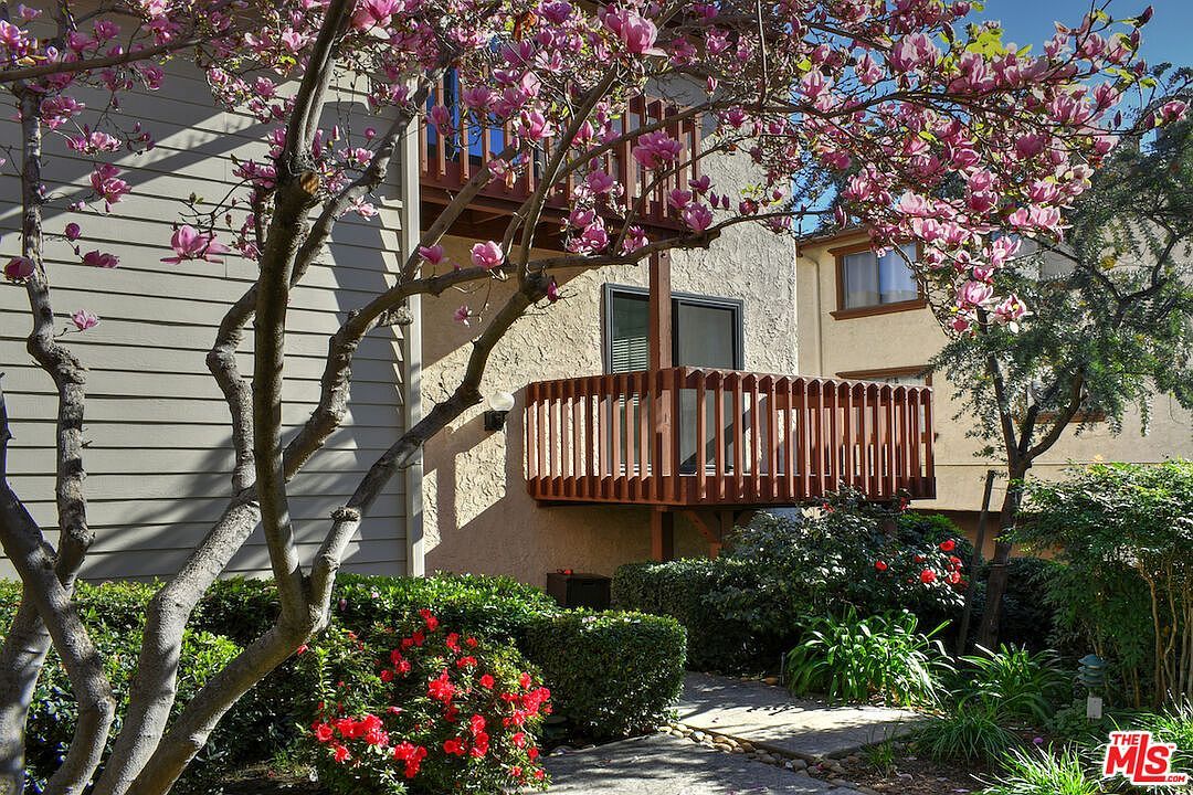 13942 Oxnard St Valley Glen, CA 91401 - Thumbnail 4