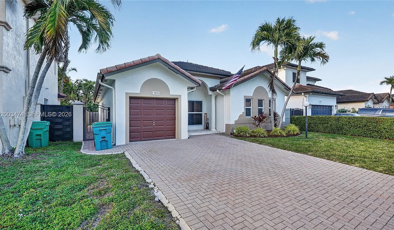 15893 SW 138th Ter Miami, FL 33196 - Thumbnail 4