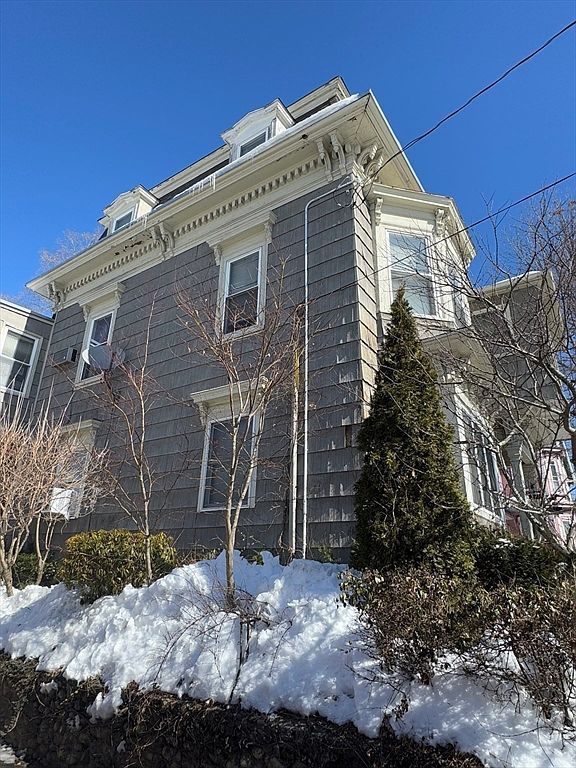22 Park St Haverhill, MA 01830 - Thumbnail 4