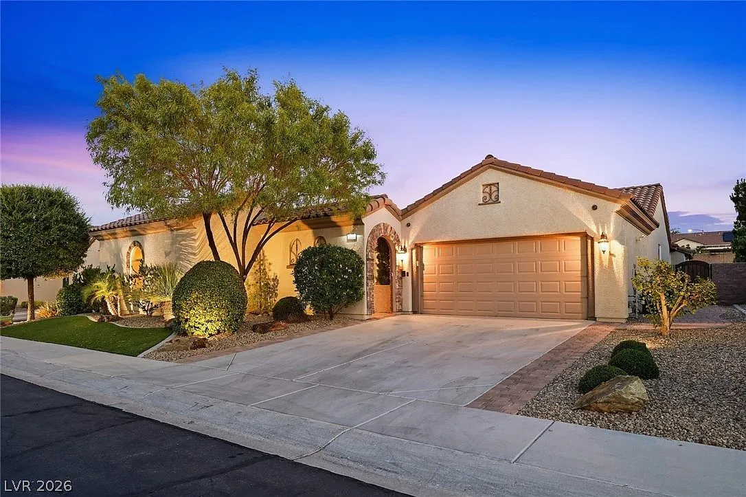 2305 Rosendale Village Ave Henderson, NV 89052 - Thumbnail 4