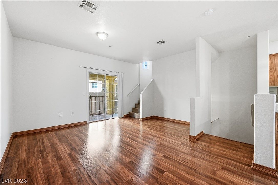 5935 Nuevo Leon St Unit 7 North Las Vegas, NV 89031 - Thumbnail 4