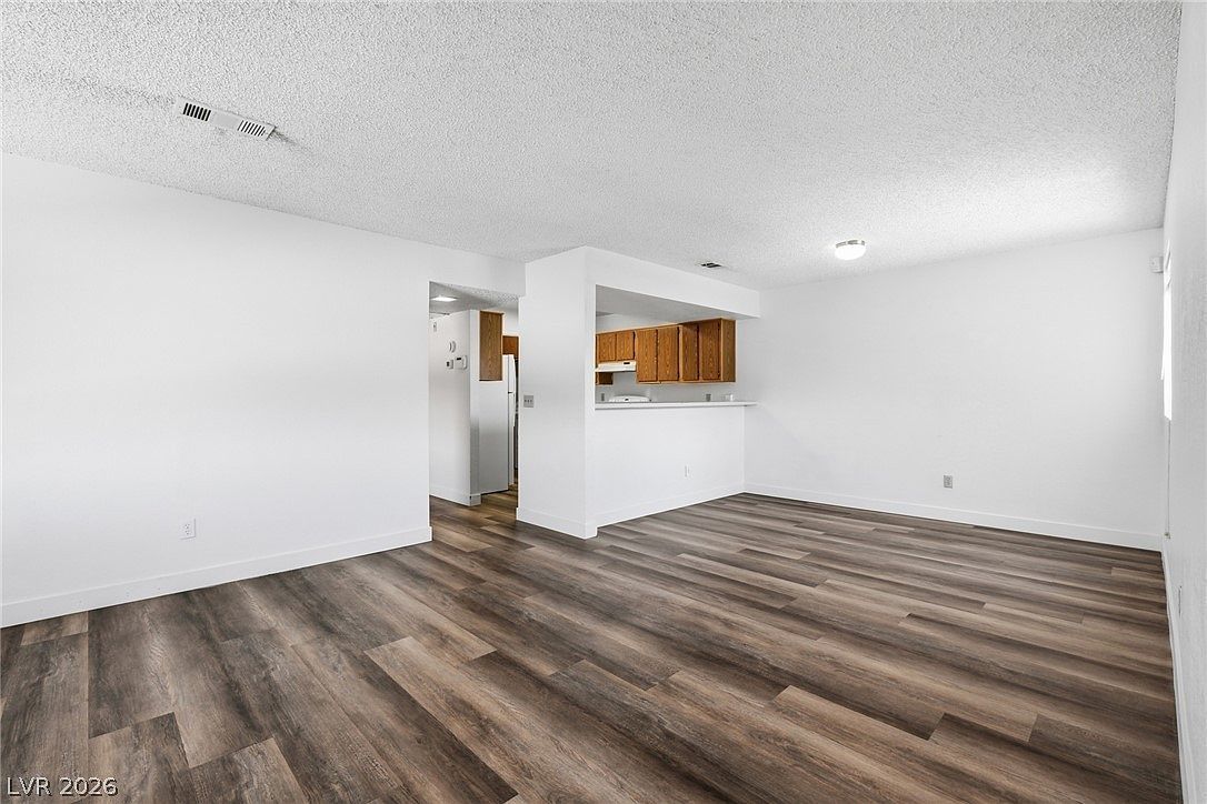 6750 Del Rey Ave Unit 233 Las Vegas, NV 89146 - Thumbnail 4