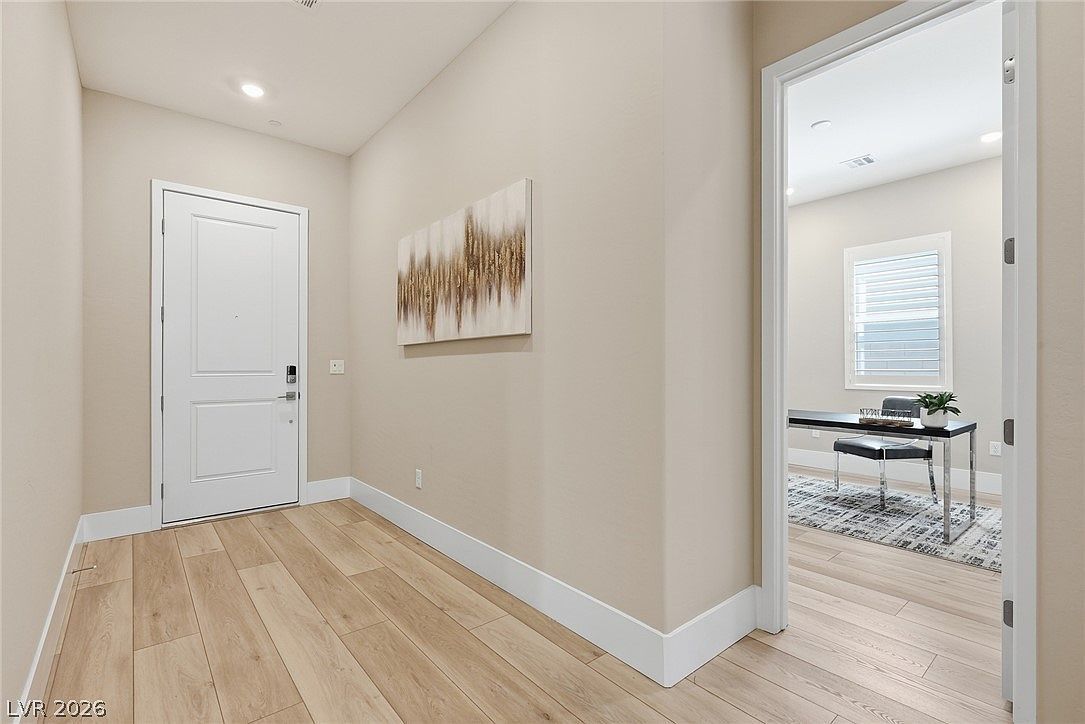 10103 Redwood Desert Dr Las Vegas, NV 89143 - Thumbnail 4