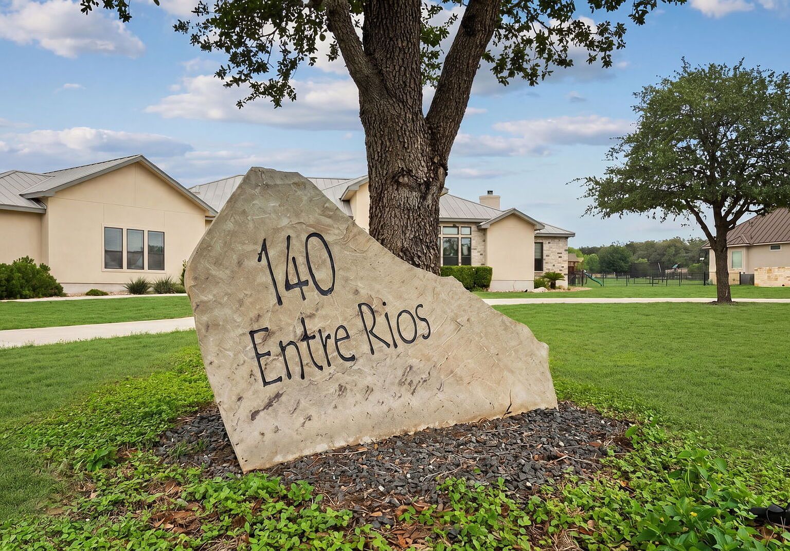 140 Entre Rios Blvd New Braunfels, TX 78132 - Thumbnail 4