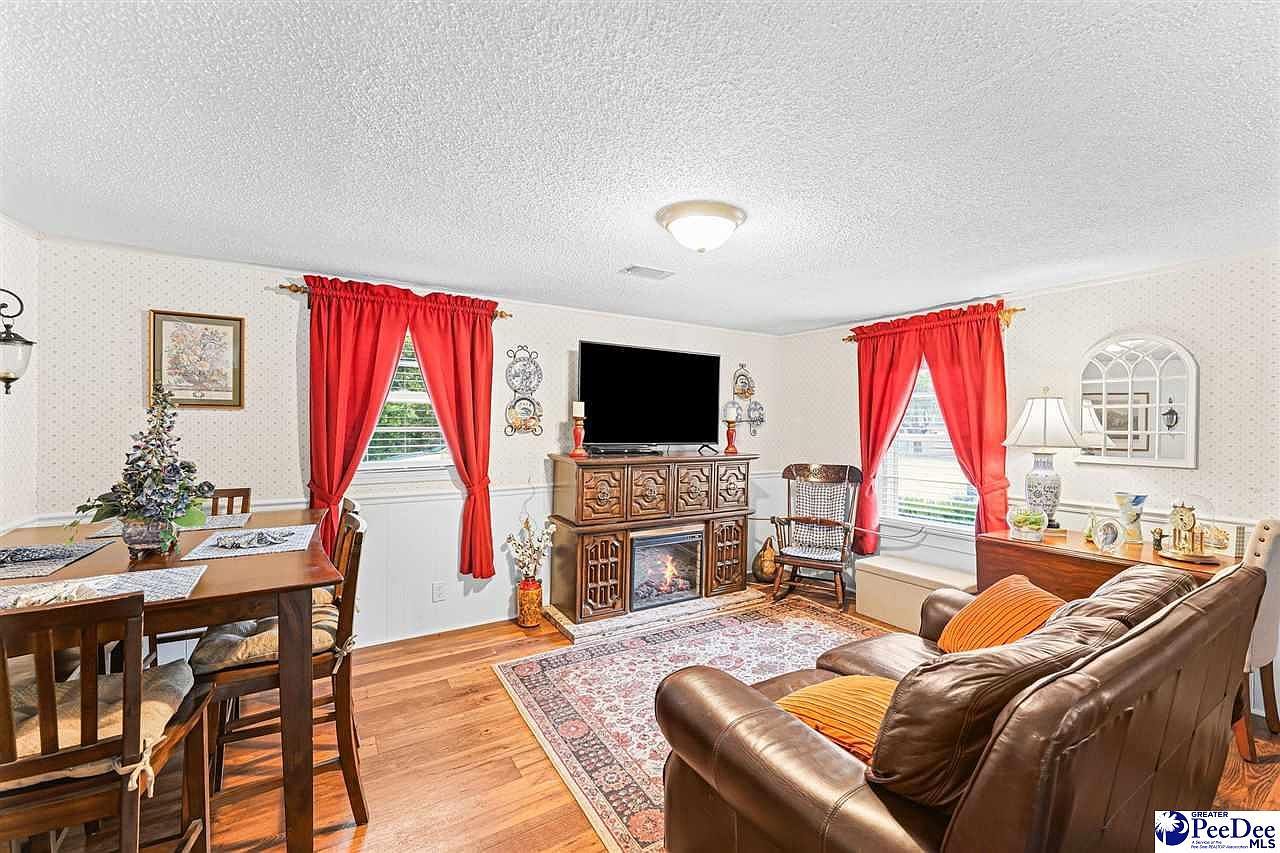 2204 W Old Camden Rd Hartsville, SC 29550 - Thumbnail 4