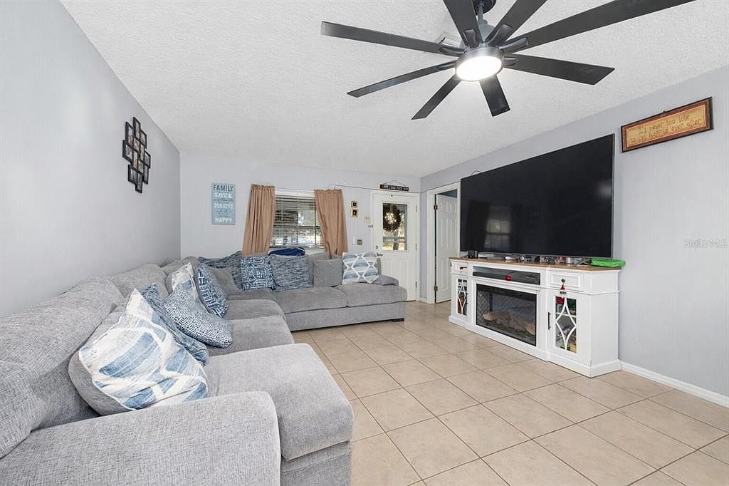 3800 NE 24th Ct Ocala, FL 34479 - Thumbnail 4