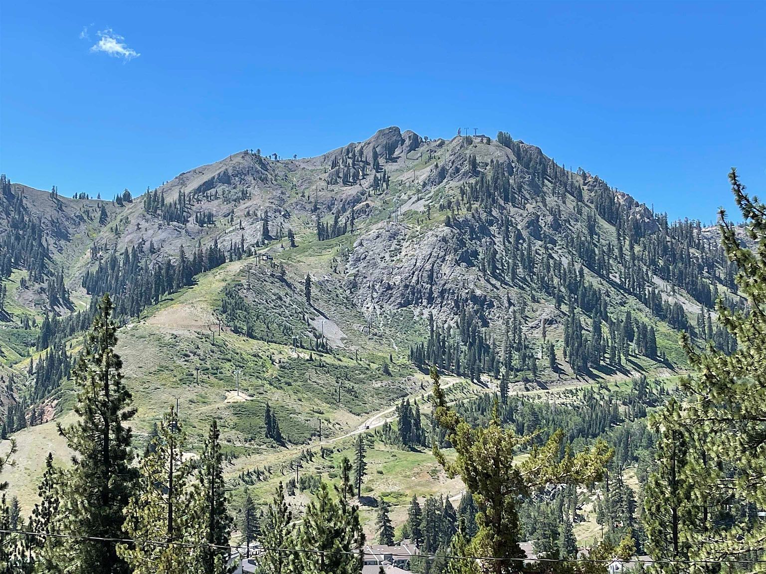 1880 Apache Ct Olympic Valley, CA 96146 - Thumbnail 4