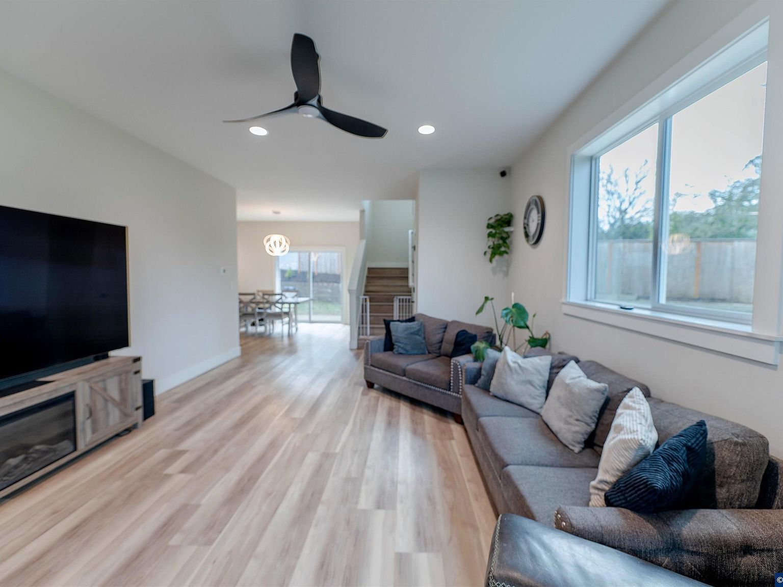 474 Browning Ave SE Salem, OR 97302 - Thumbnail 4