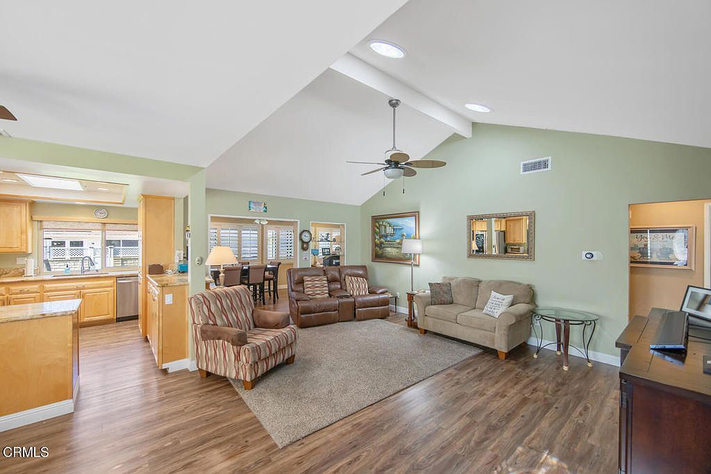 42112 Village 42 Camarillo, CA 93012 - Thumbnail 4