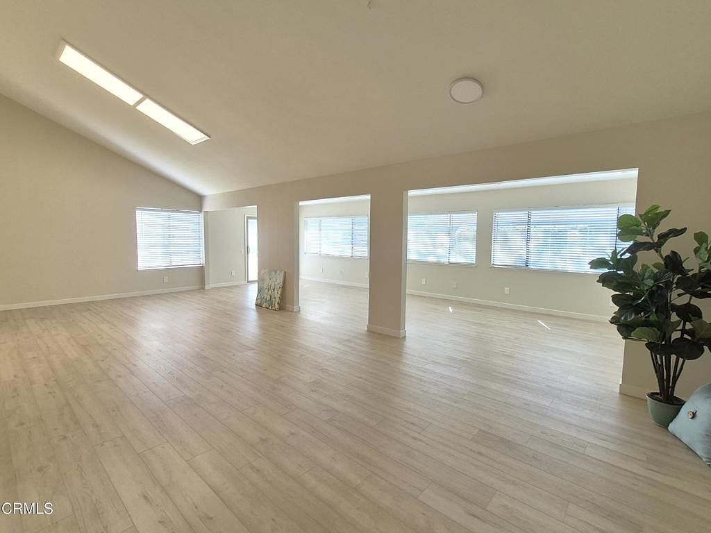 42224 Village 42 Camarillo, CA 93012 - Thumbnail 4