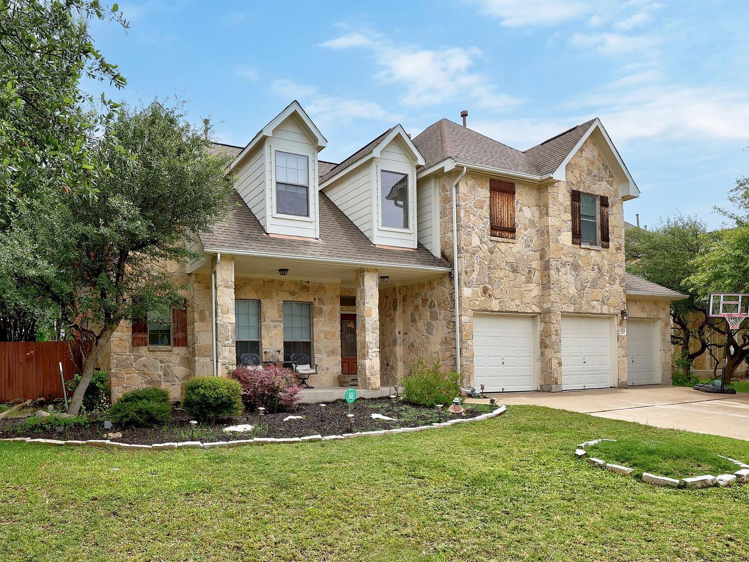 12724 Rush Creek Ln Austin, TX 78732 - Thumbnail 4